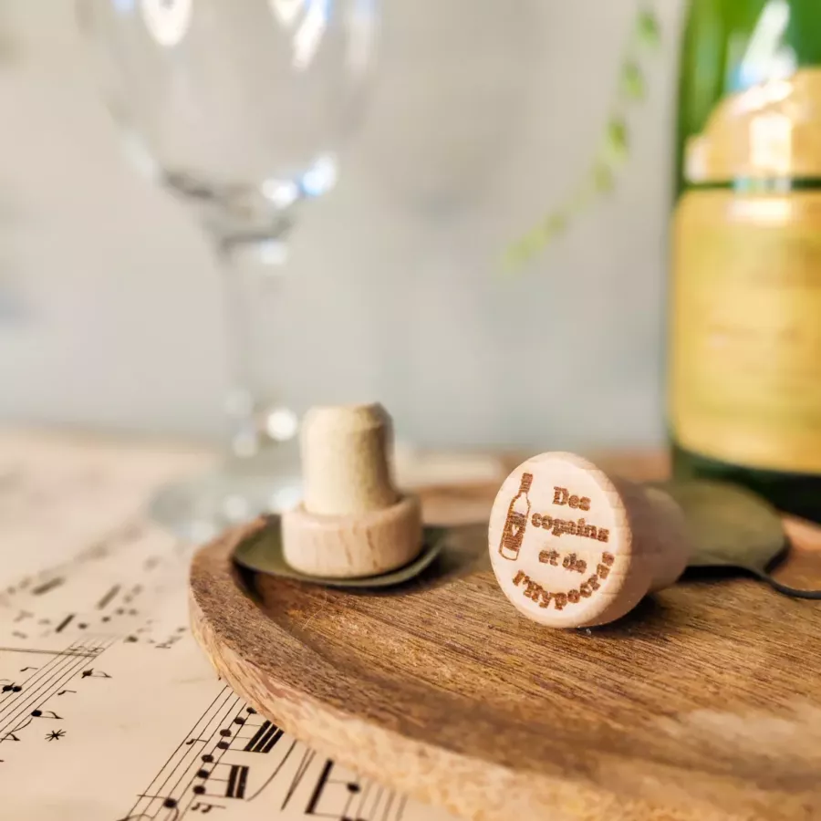 Bouchon vin bois liège gravé – Des copains et de l’hypocras