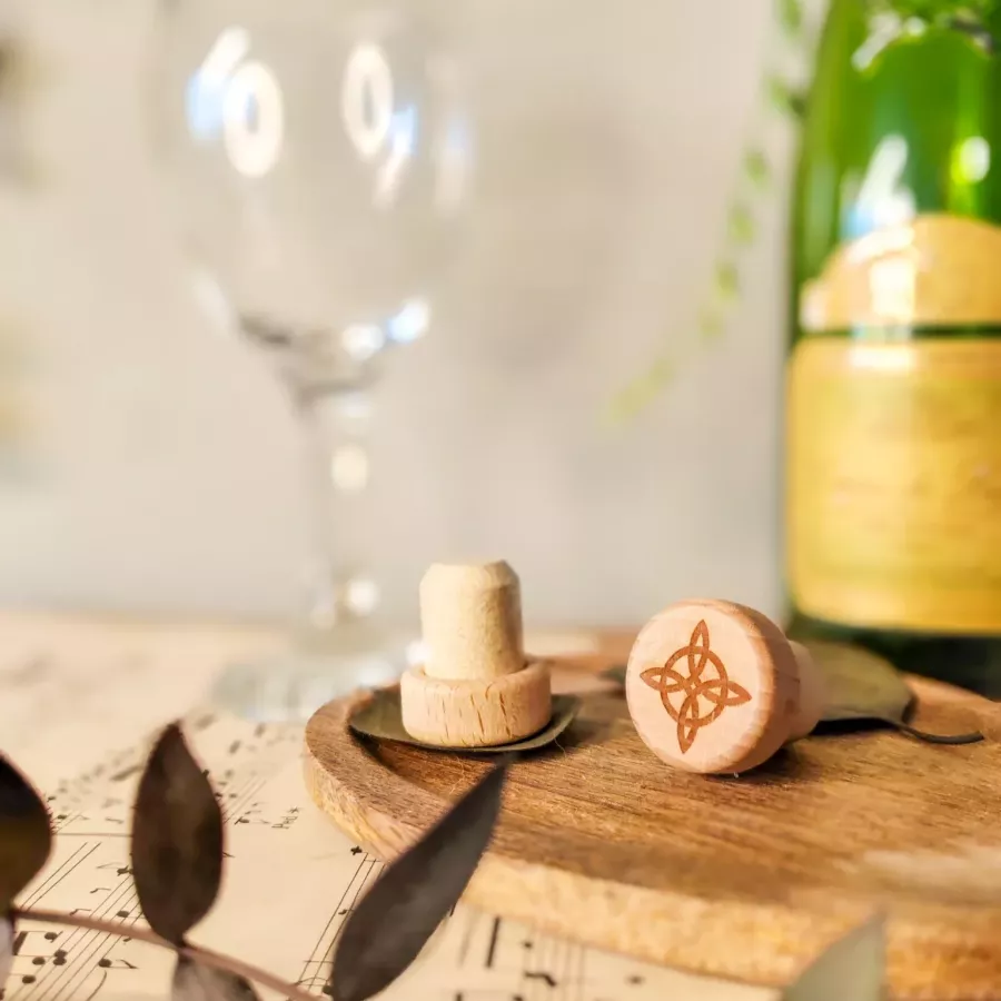 Bouchon bois liège gravé – Nœud de Sorcière
