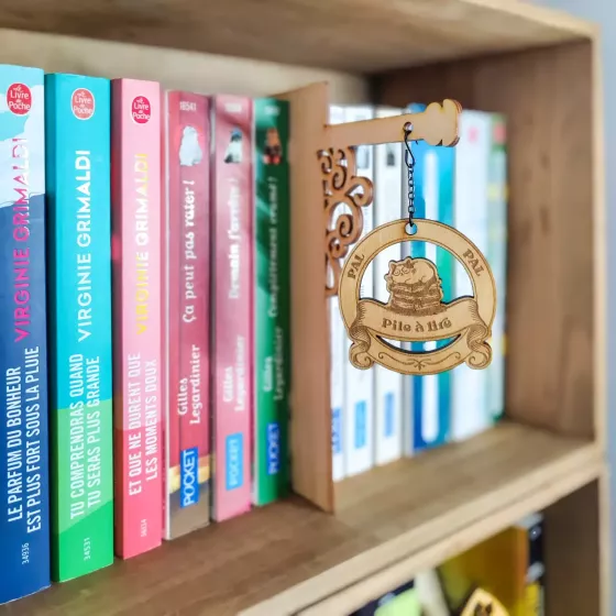 Arche calligraphique - Séparateur de livres en bois & univers de lecture