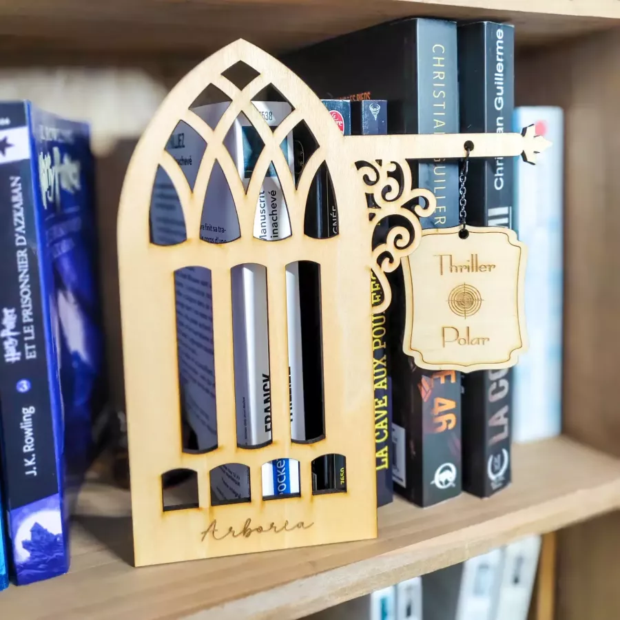 séparateur de livres bois arche des silences - cosy mystery