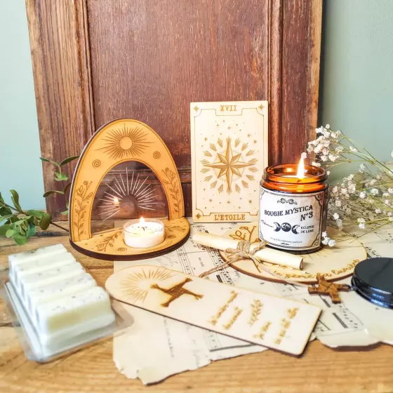 Pack rituel Imbolc artisanal Arboria avec bougie, décorations en bois et parchemin d’intention