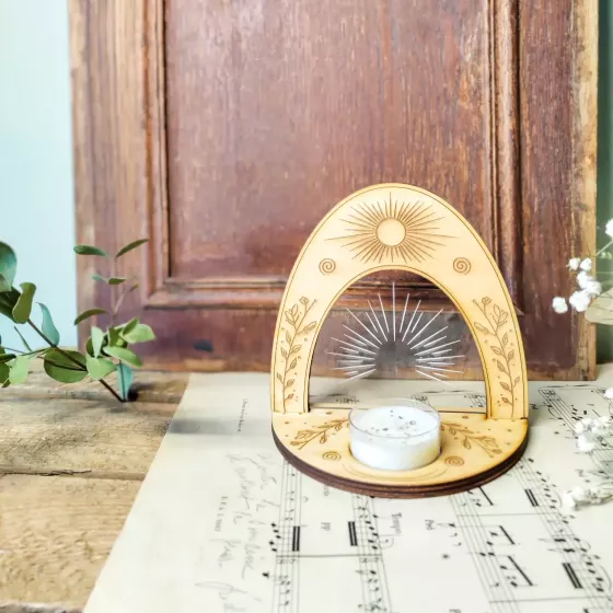 Arche de lumière en bois et acrylique avec bougie d’intention - autel Imbolc