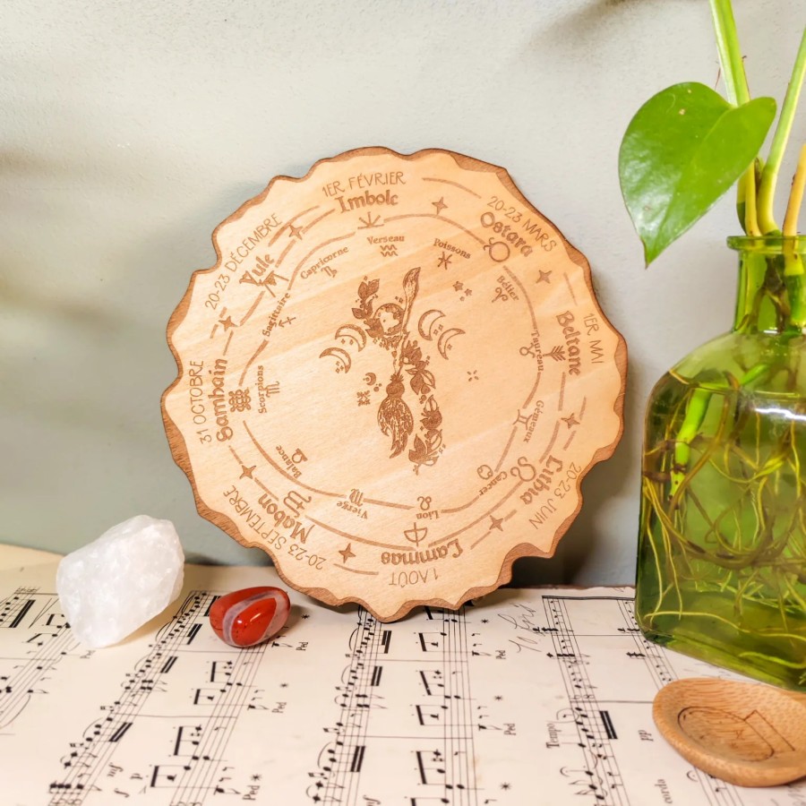 Roue des sabbats en bois
