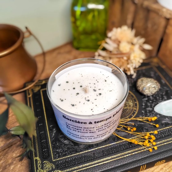 Bougie - Sorcière à temps plein - Parfum Musc Blanc