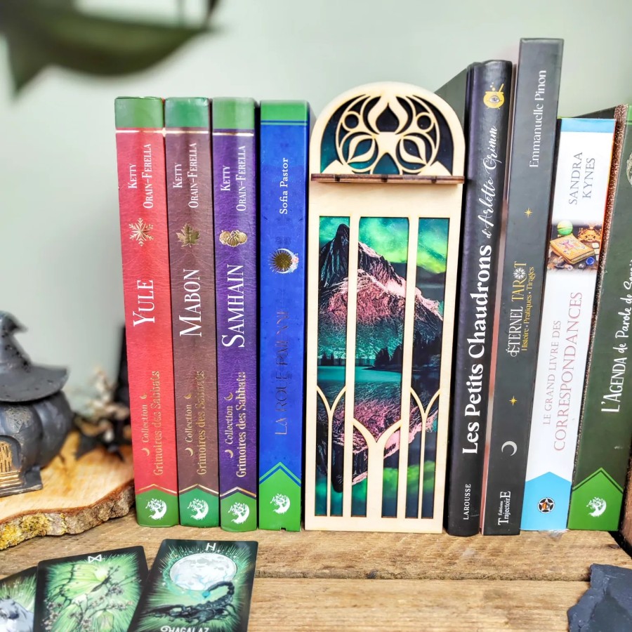 décoration bibliothèque aurores boréales pendule