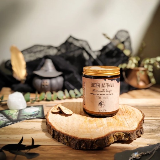 bougie parfumée violette artisanale