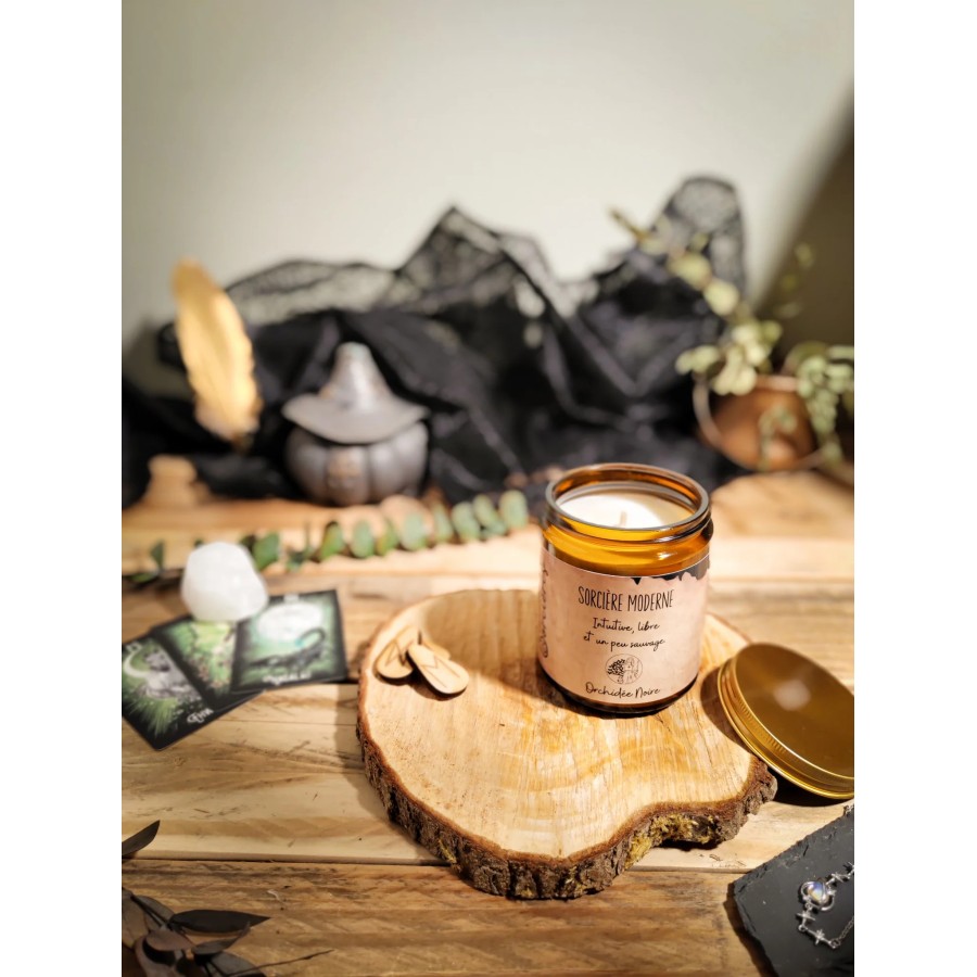 Bougie parfumée 200 g - Sorcière moderne - Intuitive et libre  - Orchidée noire