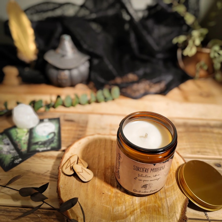 Bougie parfumée 200 g - Sorcière moderne - Intuitive et libre  - Orchidée noire