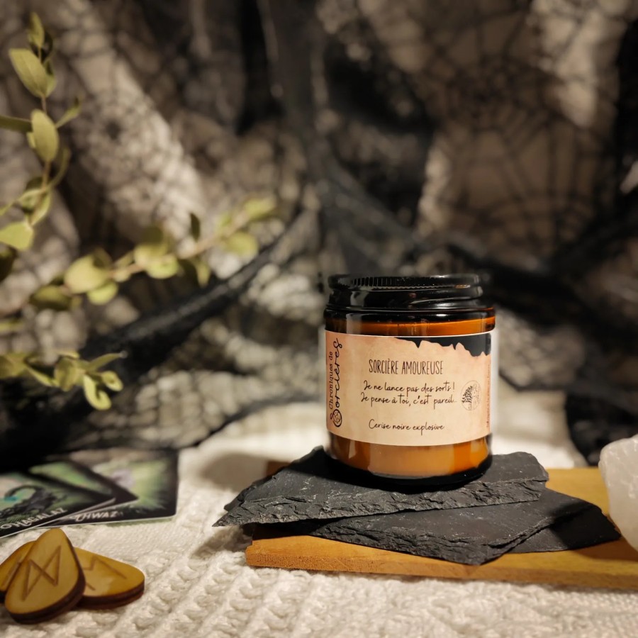 Bougie parfumée 90 g - Sorcière amoureuse - je pense à toi - Cerise Noire Explosive