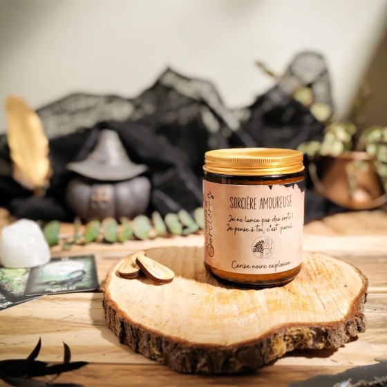 Bougie parfumée 200 g - Sorcière amoureuse - je pense à toi - Cerise Noire Explosive
